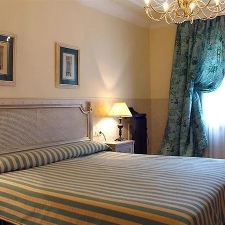Hotel Vincci Lys 4*