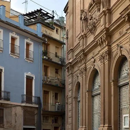Silk Exchange - Market *