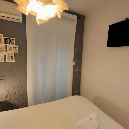 Apartament Pequeno Con Mini Piscina - No Climatizada