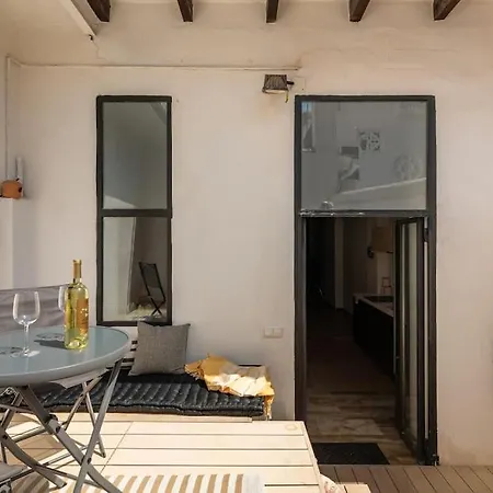 Lejlighed Cozy Loft Patio+pool +wifi