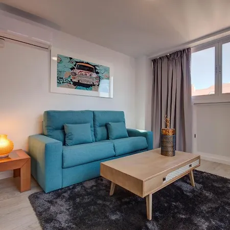 Апартаменты Apartamento La Reina *