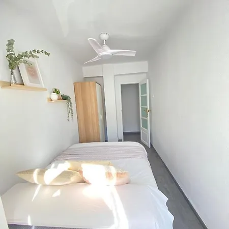 Malvarrosa, Cabanal, Wifi Free. Ca' Micaela. Апартаменты