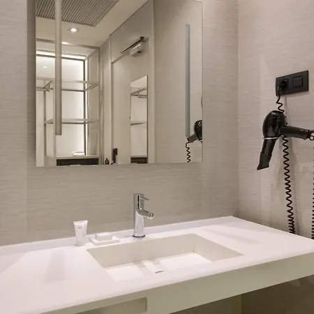 Hotell Sh Colon Valencia