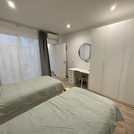 Apartament Precioso Con Patio. Pyp