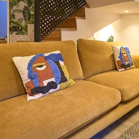 Дом отдыха Cabanyal Boutique House *