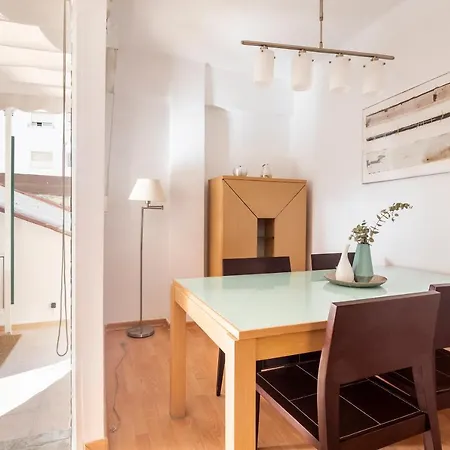 Precioso Piso Moderno: Terraza, A/c, Netflix, Wifi ולנסיה