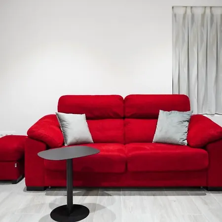 Mimi's In En Corts *