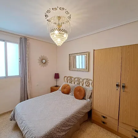 3 Bedroom Flat With Wifi Appartement Valencia