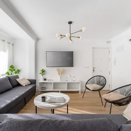Espectacular Piso Reformado Al Lado Del Rio Turia Apartamento