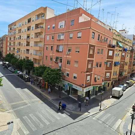 Full Equipped And Comfortable With Wifi Appartement *