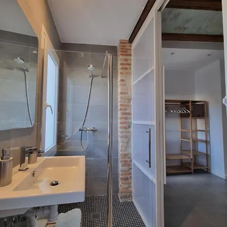 Centrica Y Encantadora Vivienda.