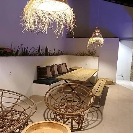 Maison Avec Piscine à Villa *