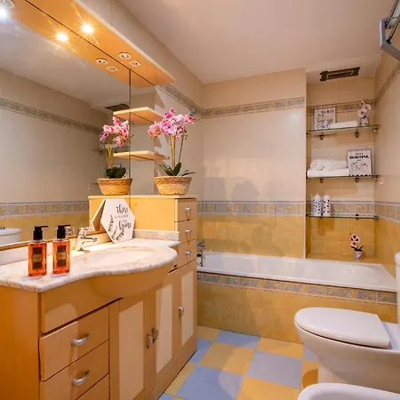 Grand - 8 Min To Center By Metro Lejlighed Valencia