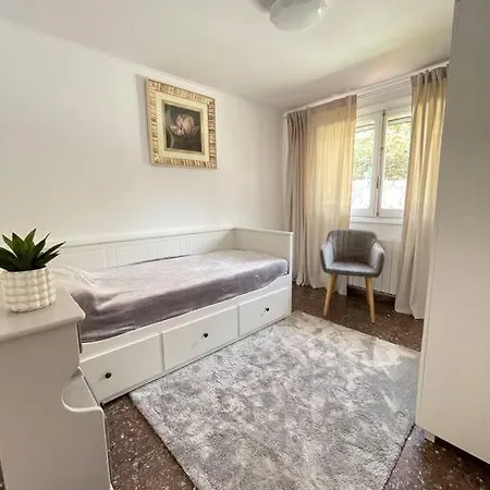 Puigval 50m De La Playa Valencia