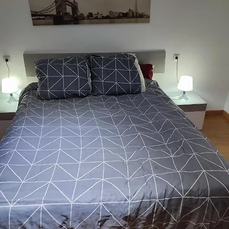 Bedroom To Rent In The Homestay *