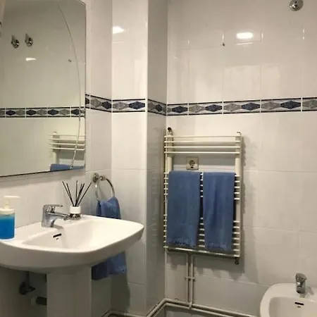 Comodo Y Espacioso Con Parking Appartement *