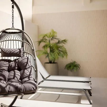 Blanq Ruzafa 게스트하우스 4*