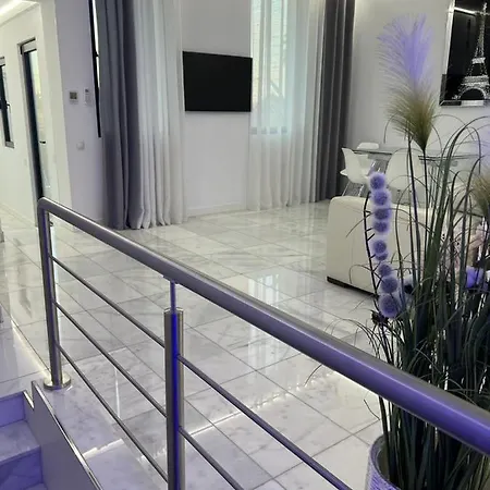 Deluxe House バレンシア