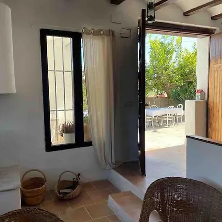 Casa Estilo Ibicenco En
