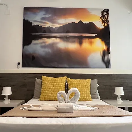 Suits You: Adults-only Centro Historico With Auto Check-in