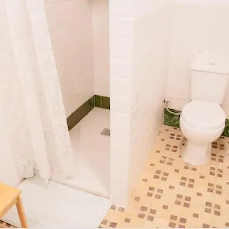 ホームステイ 3-habitacion Doble En Ruzafa Con Bano Privado バレンシア