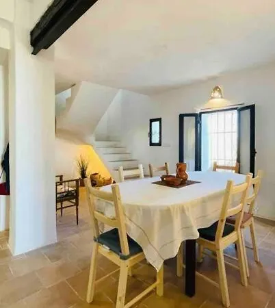 Casa Estilo Ibicenco En * Valencia