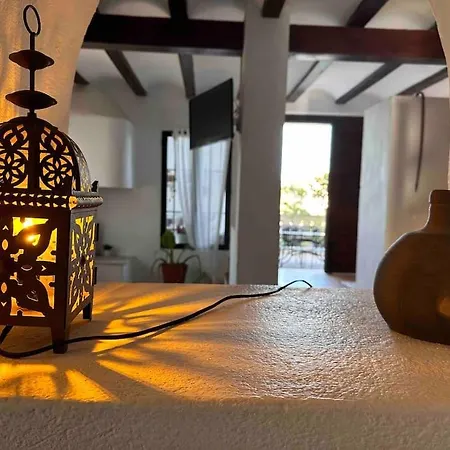 Casa Estilo Ibicenco En * Valencia