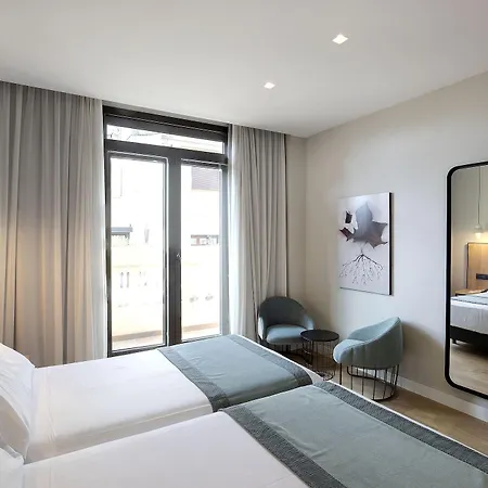 Hotel Catalonia Excelsior 4*