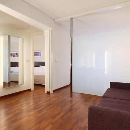 Hotell Port Feria Valencia