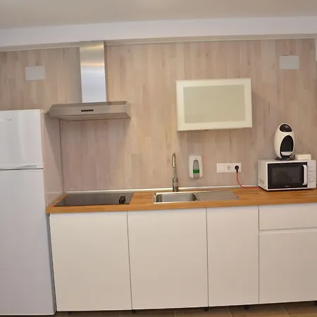 Bet - Abastos アパートホテル 4*