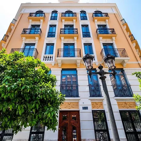 Apartment Quality With Homely Decor Valencia