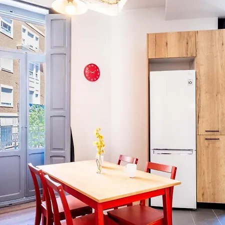 Apartment Quality With Homely Decor Valencia
