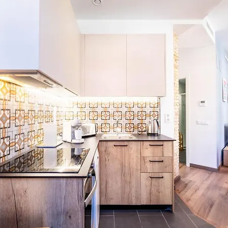 Apartment Quality With Homely Decor Valencia