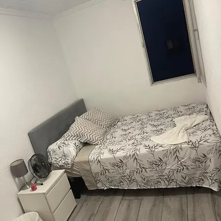 Quarto em Acomodações Particulares Matrimonial Particular.