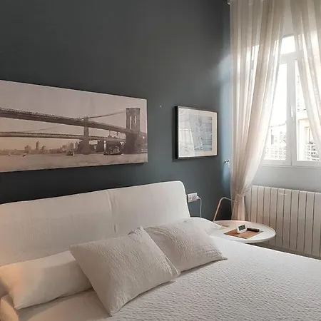 De Lujo Frente Al Mercado Colon. Only Adults Apartamento *