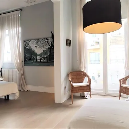 Apartamento De Lujo Frente Al Mercado Colon. Only Adults *