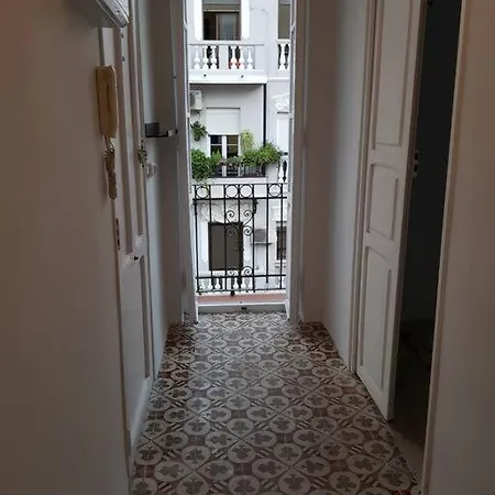 Muy Centrico En Junto A Ruzafa *