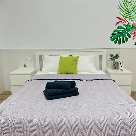 Nou Benicalap Luxury Apart 3* Valencia