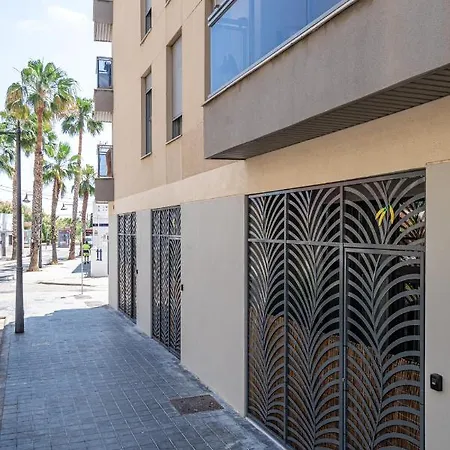 Exquisite With An Original Design Appartement