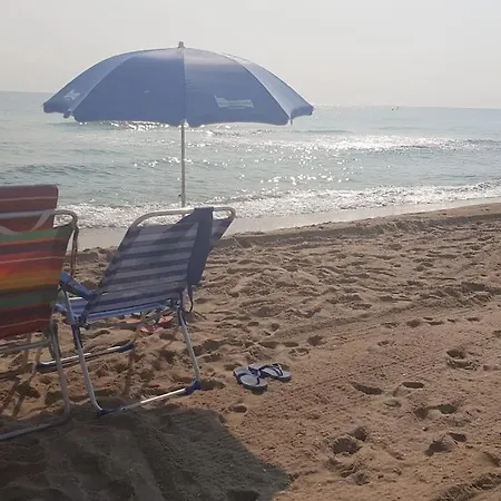 Adosado En La Playa De El Perellonet Con Piscina, Pista Tenis בית נופש