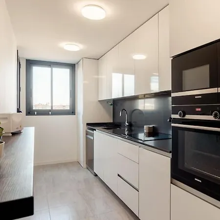 Precioso Apartamento En Residencial Con Piscina Walencja