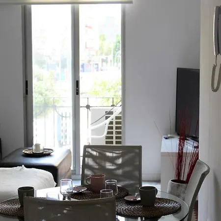 Piso Cerca Universidades Y De La Playa * Valencia