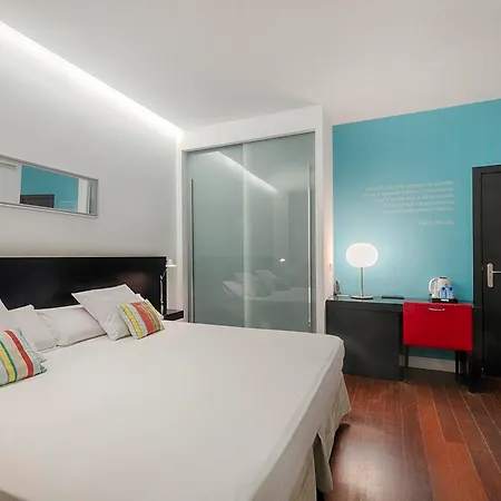 Sea Port Hotel