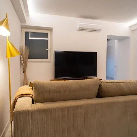 Apartamento Market - Ciutat Vella, Exclusively For Families - Mid-term Valencia