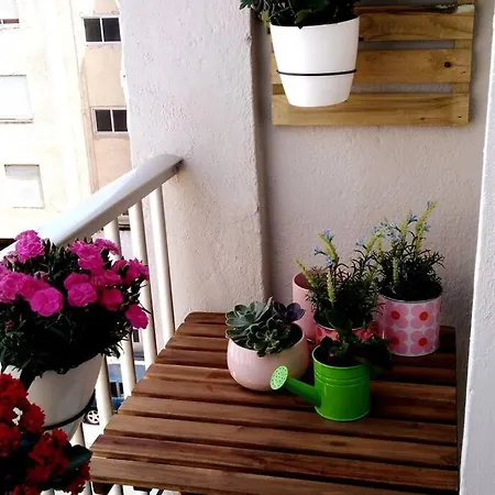 Nautico Junto A La Playa Malvarrosa 瓦伦西亚