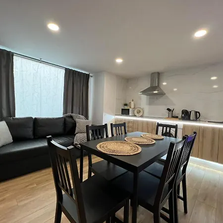 Carbonell 1 Apart Otel