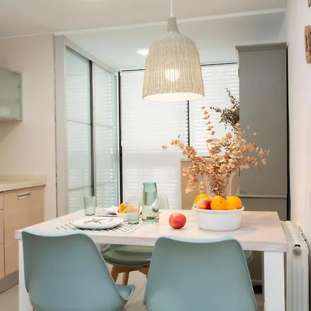 Singularstays Oceanografico Ii فالنسيا