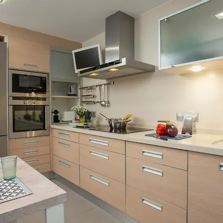 Singularstays Oceanografico Ii شقة