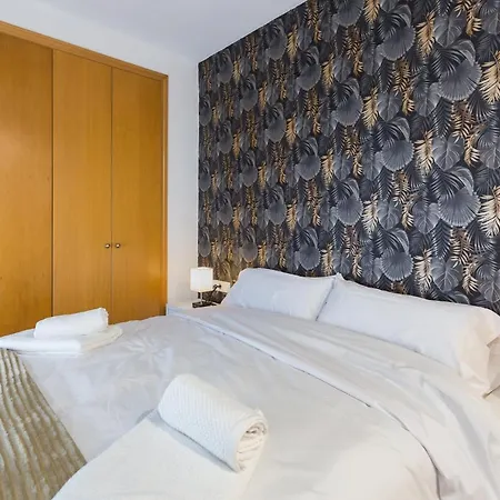 Apartment Piso Familiar Cerca Del Centro, Ac Y Wifi Gratis Valencia