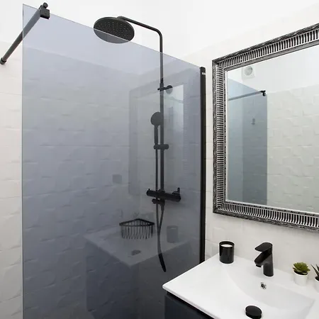 Apartment Singularstays Tinglado Valencia